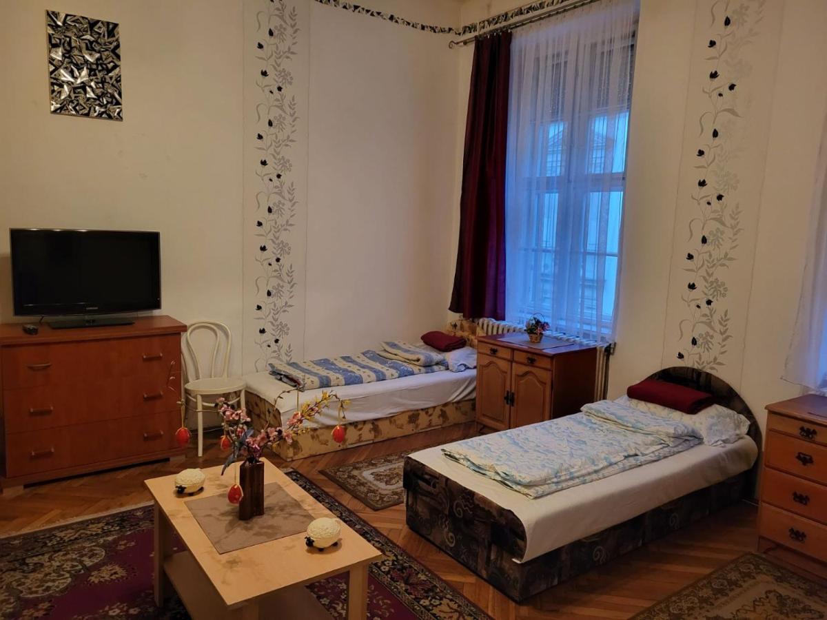 Gr3 * Budapesta
